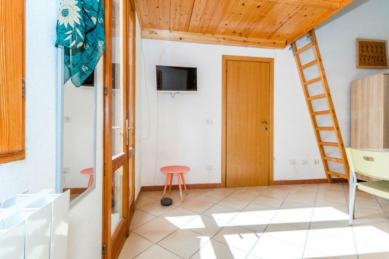 Bed and Breakfast Mare Lughente С'аркітту-Кульєрі Екстер'єр фото