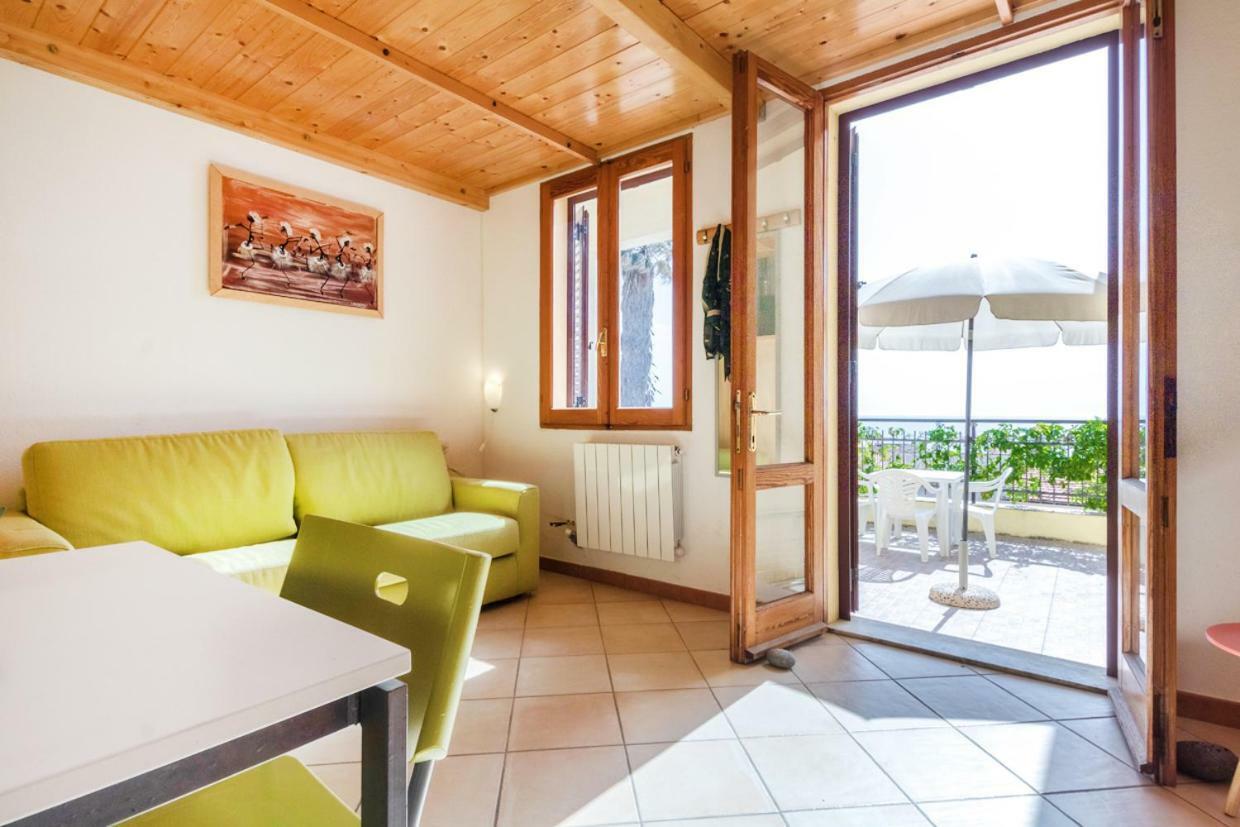 Bed and Breakfast Mare Lughente С'аркітту-Кульєрі Екстер'єр фото